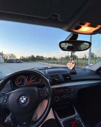 BMW Seria 1 cena 11000 przebieg: 286000, rok produkcji 2007 z Strzelce Opolskie małe 46